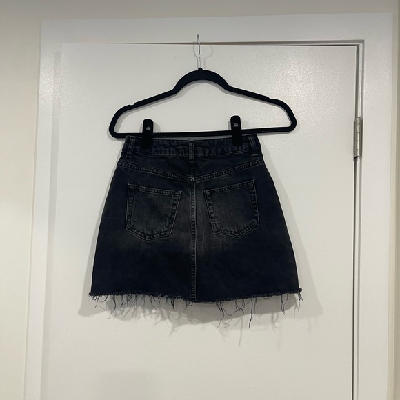 Topshop distressed jean skirt - Picture 2 of 2